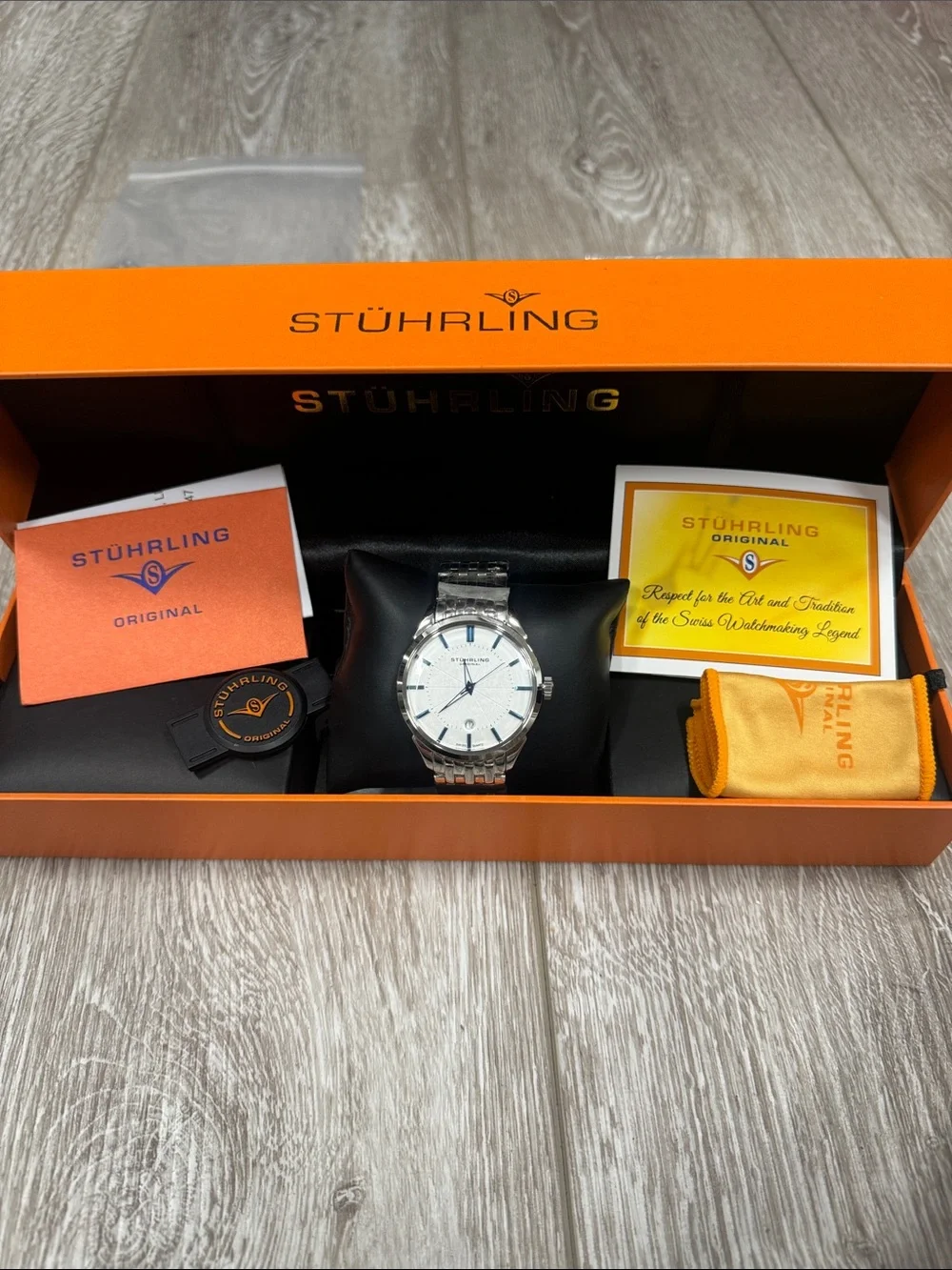 Stuhrling Original Men's Silver Watch Arlington 461 Quartz 40mm Classic